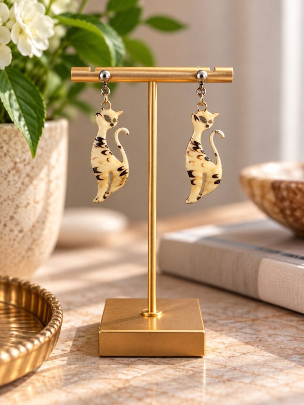 Vintage Cat Dangle Earrings – 1.5" Statement Earrings